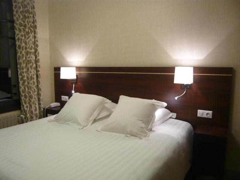 Ambassadeurs Logis Hotel Saint-Malo Exteriör bild